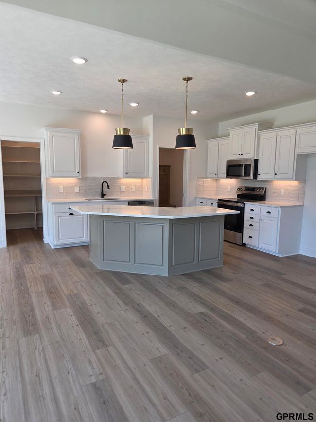 7710 S 198 Th Ave, House other with 3 bedrooms, 2 bathrooms and 3 parking in Gretna NE | Image 11