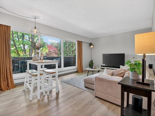 304-391 E 7th Ave, Vancouver, BC, V5T4H1 | Card Image