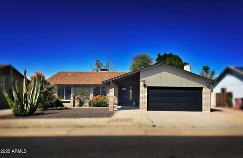 10880 E Sahuaro Dr, Scottsdale, AZ, 85259-3943 | Card Image