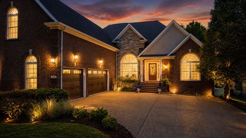 112 Turning Leaf Way, Hendersonville, TN, 37075-6314 | Card Image