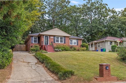 2064 Edgemore Dr Se, ATLANTA, GA, 30316-2631 | Card Image