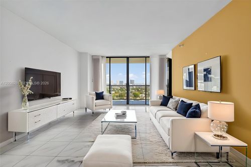 1602-3640 Yacht Club Dr, Aventura, FL, 33180-3573 | Card Image