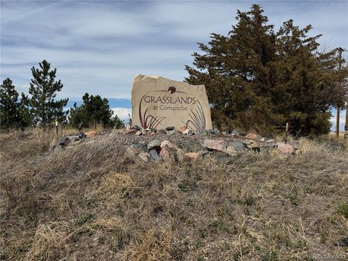 7330 Woodchest St, Strasburg, CO, 80136-8185 | Card Image