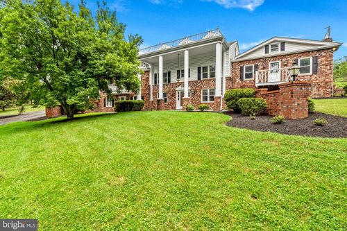 18189 Sands Rd, PURCELLVILLE, VA, 20132-4012 | Card Image