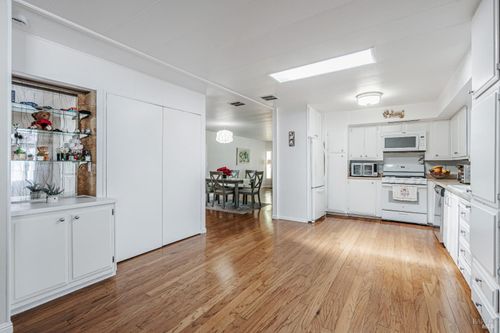 815 Las Palmas Ave, Novato, CA, 94949-6203 | Card Image