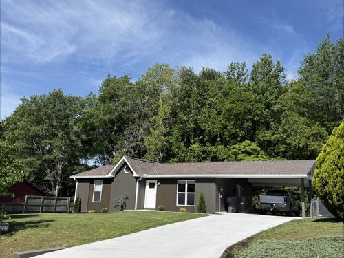 220 Briargate Way, Cookeville, TN, 38501-3097 | Card Image