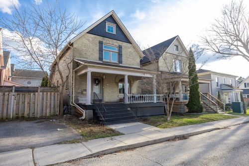20 Victoria St, St Thomas, ON, N5R2E5 | Card Image