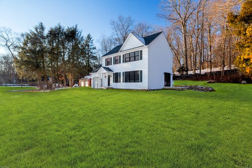 157 Good Hill Rd, Weston, CT, 06883-2312 | Card Image