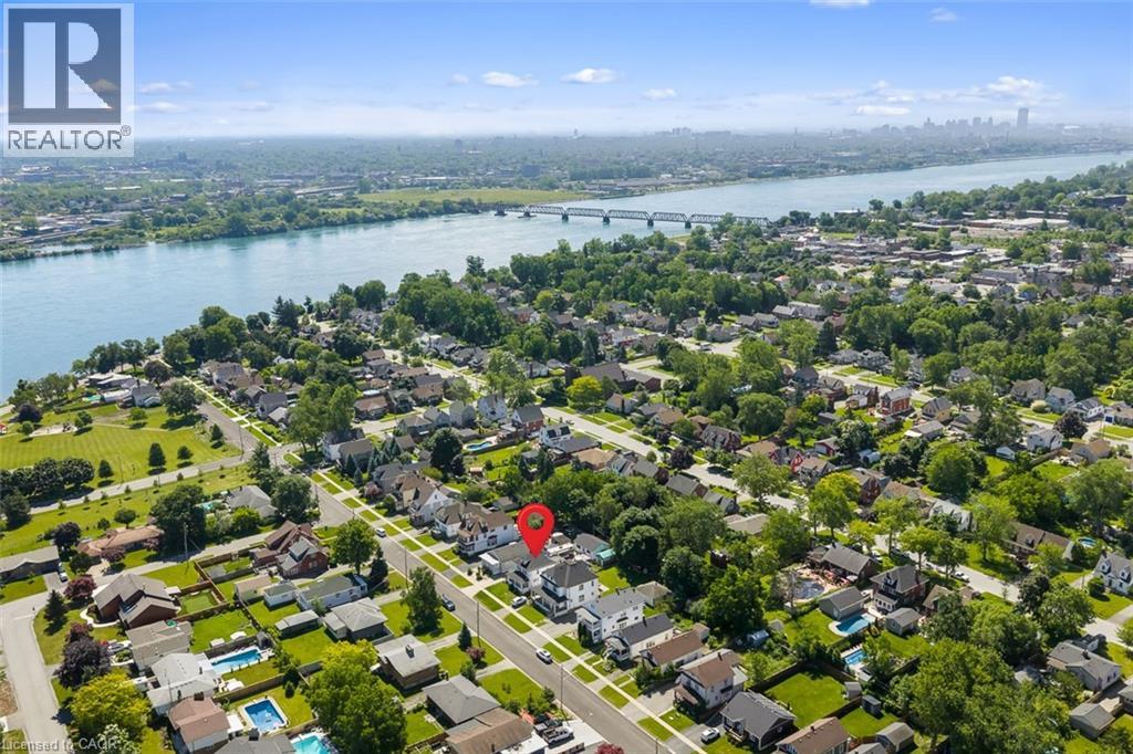 Residential in Fort Erie 4