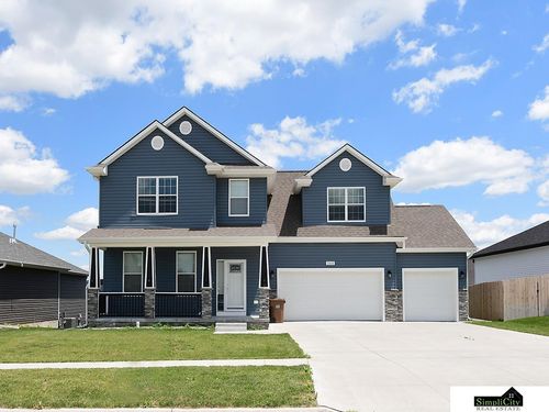 7332 N 9th St, Lincoln, NE, 68521-2408 | Card Image