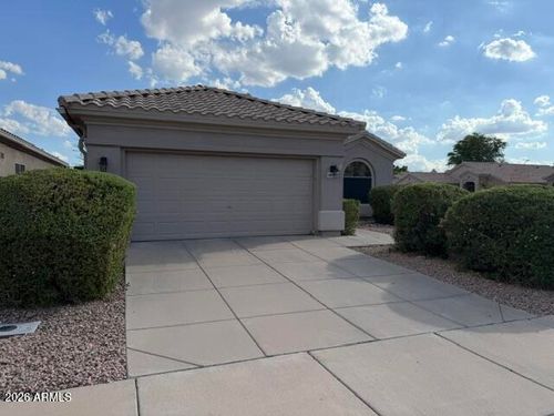 8053 E Theresa Dr, Scottsdale, AZ, 85255-5421 | Card Image