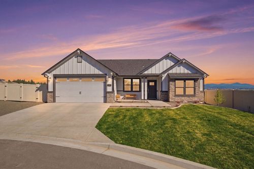 1500 S Moen Ct, Greenacres, WA, 99016 | Card Image