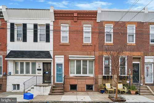 2432 E Hazzard St, PHILADELPHIA, PA, 19125-3113 | Card Image