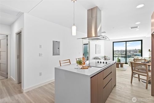 402-1019 Granary Ave, Bellingham, WA, 98225-8472 | Card Image
