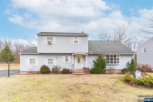 229 Edwards Rd, Parsippany, NJ, 07054-2206 | Card Image