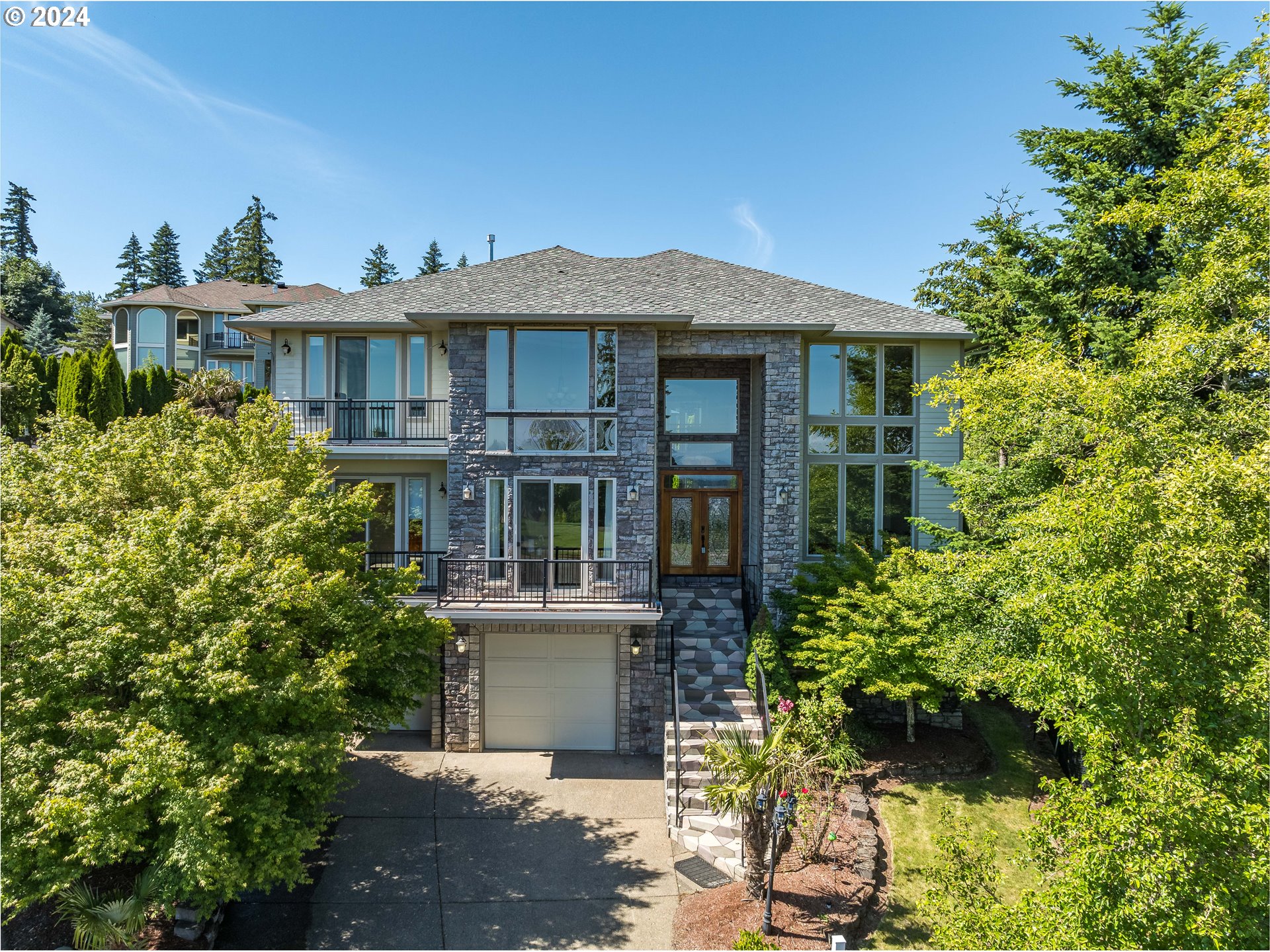 Capri Ct, Happy Valley, OR 97086