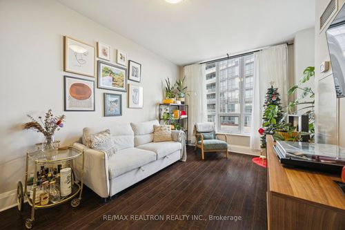 323-100 Harrison Garden Boulevard, North York, ON, M2N0C2 | Card Image