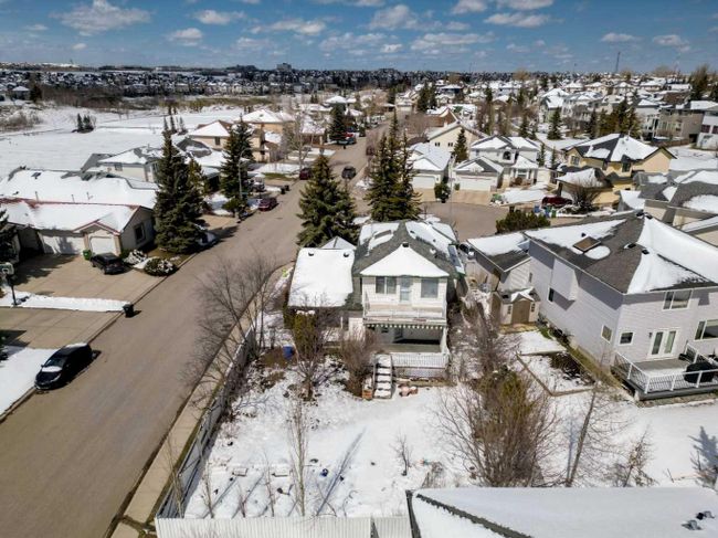 28 Arbour Glen Green Nw, Home with 3 bedrooms, 2 bathrooms and 4 parking in Calgary AB | Image 36