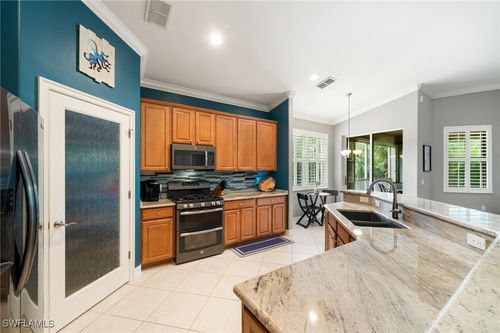 apt-201-1630 Tarpon Bay Dr S, NAPLES, FL, 34119-8779 | Card Image