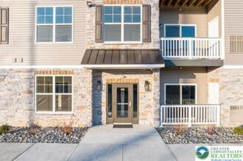 208-430 Cambria St, Freemansburg, PA, 18017-7178 | Card Image