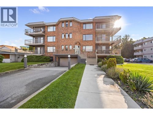 204-84 Van Horne St, Penticton, BC, V2A4J8 | Card Image