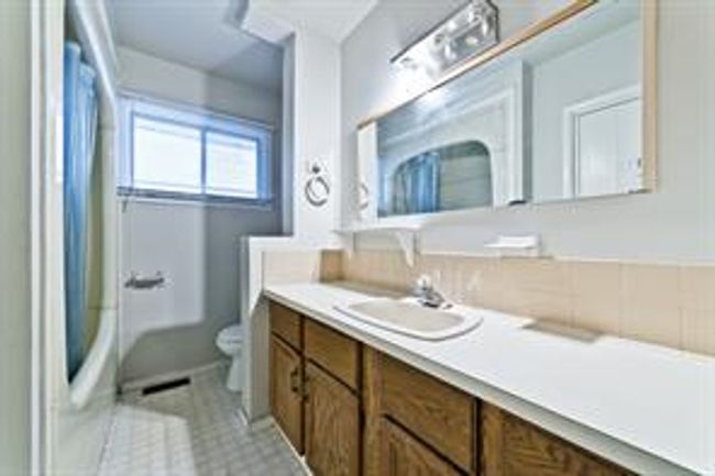 2808 45 St Sw, House detached with 5 bedrooms, 2 bathrooms and 2 parking in Calgary AB | Image 9