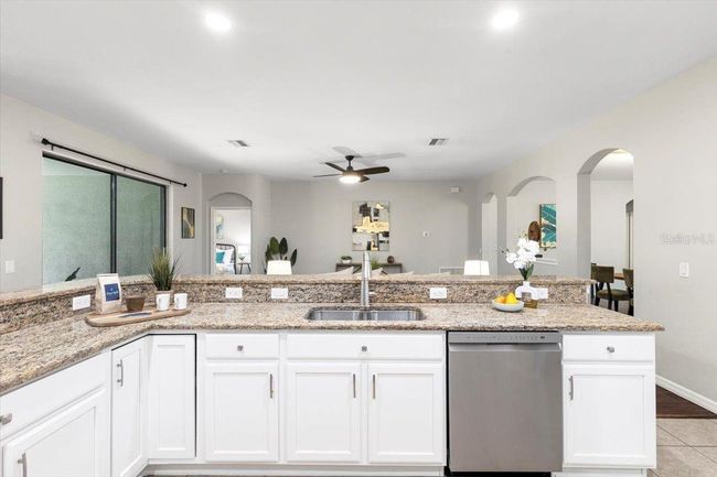 20020 Outpost Point Dr, House other with 4 bedrooms, 3 bathrooms and null parking in TAMPA FL | Image 25