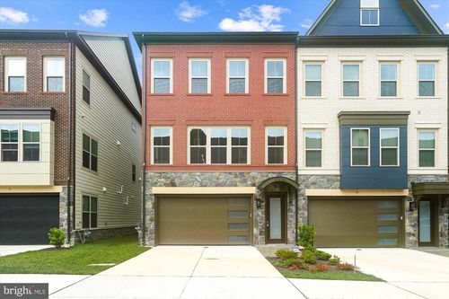 10113 Dalmatian St, ROCKVILLE, MD, 20850-4895 | Card Image