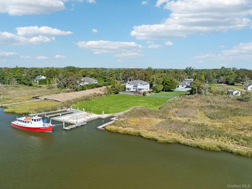 26 Sunset Ave, East Quogue, NY, 11942-4200 | Card Image