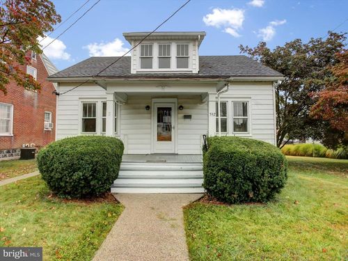 557 N Franklin St, CHAMBERSBURG, PA, 17201-1172 | Card Image