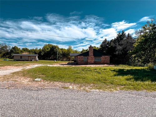 23039 County Road 1400, Anadarko, OK, 73005-2072 | Card Image