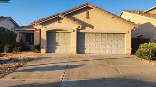 2104 Truman Ln, Oakley, CA, 94561-3988 | Card Image
