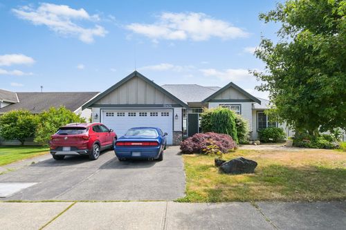 32424 Bobcat Dr W, Mission, BC, V2V7P7 | Card Image