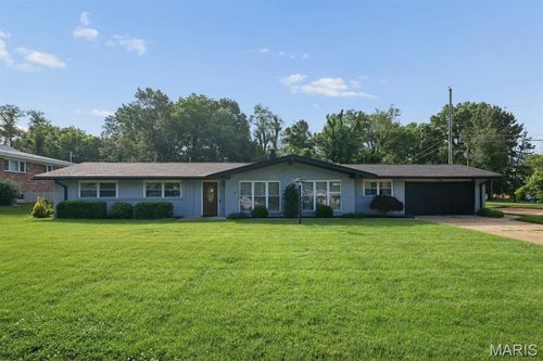 12208 Courtwick Dr, Saint Louis, MO, 63128-1615 | Card Image
