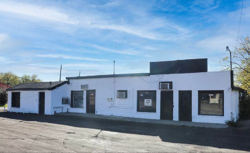 3827 S Lancaster Rd, Dallas, TX, 75216-5632 | Card Image
