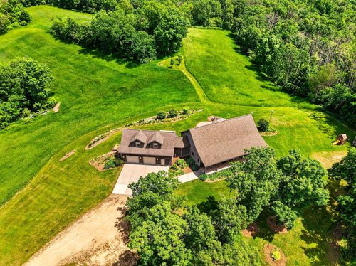 S11346 Peck Road, Spring Green, WI, 53588 | Card Image
