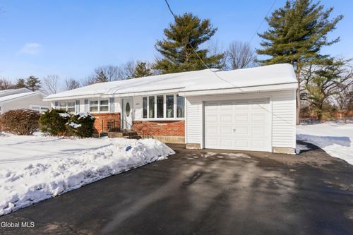 1109 St Jude Dr, Schenectady, NY, 12303-3372 | Card Image