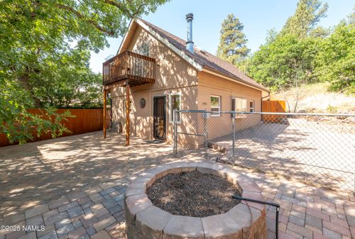 1905 E Mountain View Ave, Flagstaff, AZ, 86004-5115 | Card Image