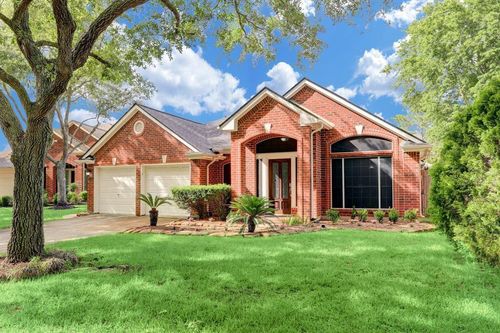1435 Basswood Springs Ct, Houston, TX, 77062-8021 | Card Image