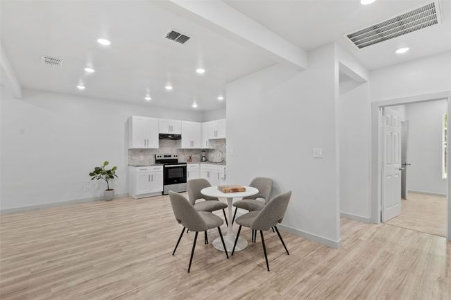 4166 Gladewater Rd, House other with 3 bedrooms, 2 bathrooms and null parking in Dallas TX | Image 9