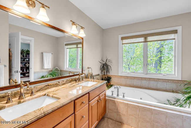 130 Locust Ave, Condo with 4 bedrooms, 4 bathrooms and null parking in Red Bank NJ | Image 21