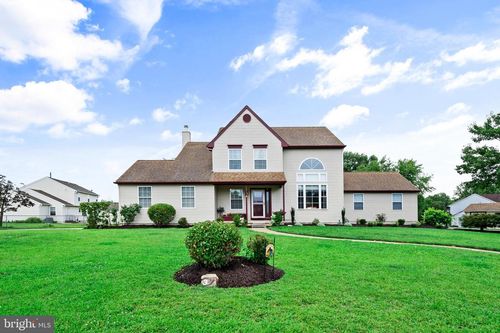 3 Downing Ln, SEWELL, NJ, 08080-2828 | Card Image