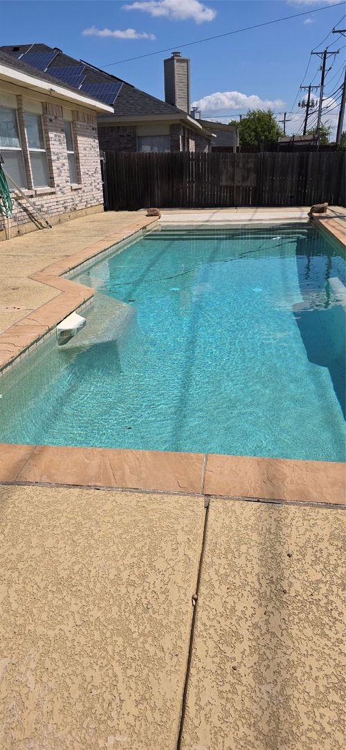 900 Shoal Creek Dr, Arlington, TX, 76001-7481 | Card Image