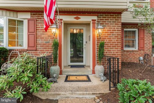 332 Franklin Ave, SPRINGFIELD, PA, 19064-3051 | Card Image