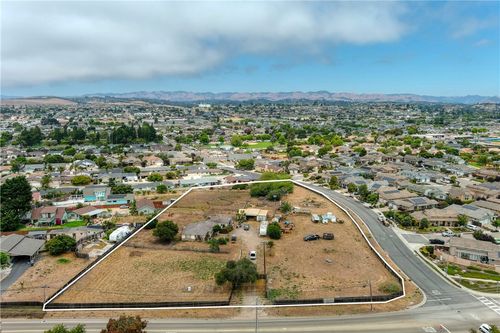 1591 Farroll Road, Grover Beach, CA, 93433 | Card Image