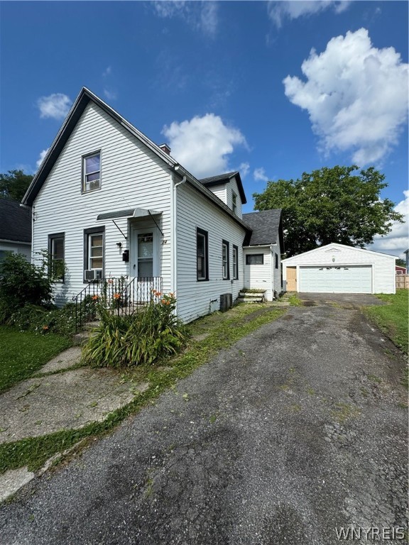 Stark St, Tonawanda, NY 14150