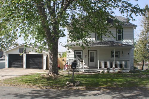 221 E Church St, Spring Valley, MN, 55975-1618 | Card Image