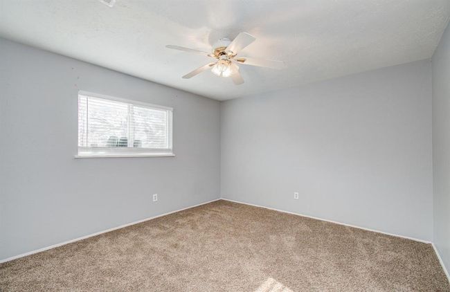 5706 Spring Grove Ln, House other with 3 bedrooms, 2 bathrooms and 2 parking in Spring TX | Image 9