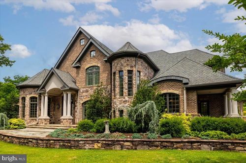 4255 Fortress Dr, BLACKSBURG, VA, 24060-1238 | Card Image