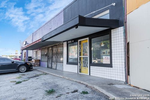 2505 S Presa St, San Antonio, TX, 78210-2843 | Card Image
